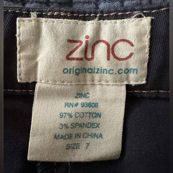 Zinc Vintage Blue Cargo/Utility Pants. Size 7 - Picture 6 of 16